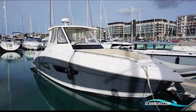 Regal 33 Sav Motorboot 2020, mit Yamaha motor, England