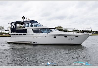 Reline 47SLX Motorboot 2004, mit Samenwerking tussen Vetus, gespecialiseerd in maritieme installaties, en Deutz, een Duitse fabrikant van hoogwaardige dieselmotoren, bekend om betrou motor, Niederlande