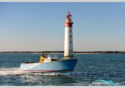 Rhéa 23 Open Motorboot 2024, Frankreich