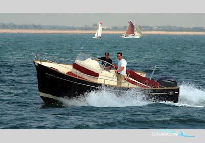 Rhéa 27 Open Motorboot 2024, Frankreich
