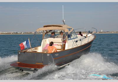 Rhéa 850 Open Motorboot 2024, Frankreich