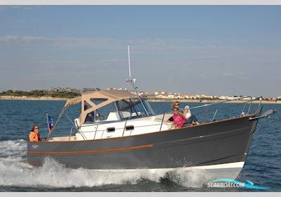 Rhéa 850 Open Motorboot 2024, Frankreich