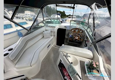 Rinker 250 Fiesta Vee Motorboot 2006, mit Mercruiser motor, Deutschland