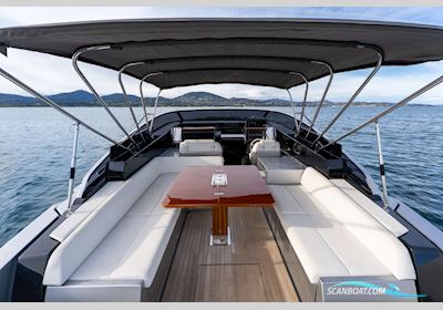 Riva 48 Dolce #03 ELEMENTS Motorboot 2020, Niederlande