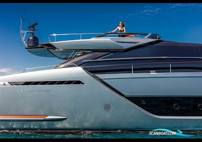 Riva 88′ Folgore Motorboot 2023, Dänemark