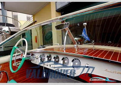 Riva Ariston Motorboot 1961, mit Chrysler motor, Italien
