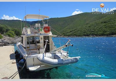 Riviera 33 Flybridge Motorboot 1996, mit Cummins motor, Italien