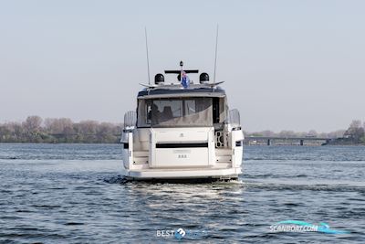 Riviera 4600 SPORT YACHT-PLATINUM EDITION Motorboot 2024, mit Twin diesel - Volvo D8 IPS 800 (442kw/600pk) - 1 x dubbele hendel elektronische besturing (roer) - 2 x joysticks (een aan roer, een aan stuurboord co motor, Niederlande
