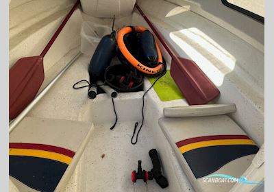 Ryds 435 FC – Stabil og Søstærk Fiskebåd Med Johnson 30 HK (1999) Motorboot 1999, mit Johnson motor, Dänemark