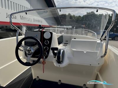 Ryds 548VI Sport X-Line med 100 hk Mercury-EFI 4 takt 2,1L og 1300 kg Brenderup bådtrailer - Anvisningssalg Motorboot 2020, mit Mercury motor, Dänemark