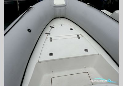 SILVER MARINE PHOENIX 610 Motorboot 2011, mit SUZUKI motor, Frankreich