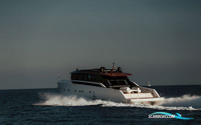 Sanlorenzo Motorboot 2026, Italien