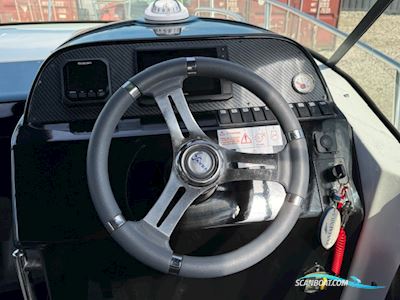 Saver 690 Cabin Sport Motorboot 2020, mit Suzuki DF 200A motor, Dänemark