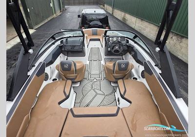 Scarab 195 Motorboot 2018, mit Rotax motor, England