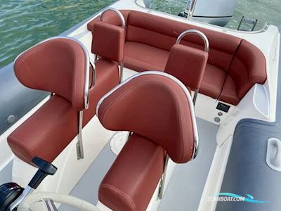 Scorpion Serket 8.1 Motorboot 2012, mit Honda motor, England