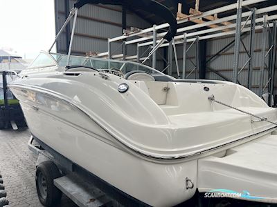 Sea Ray 225 Weekender Motorboot 2002, mit Mercruiser motor, Dänemark