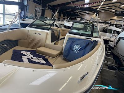 Sea Ray 230 SPX Inboard Motorboot 2025, mit Mercruiser motor, Dänemark