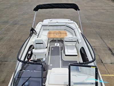 Sea Ray 250 SSE Motorboot 2016, England