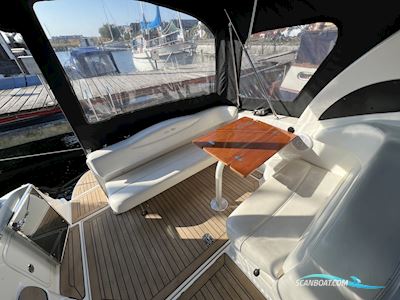 Sea Ray 315 Sundancer NY Kaleche Motorboot 2006, mit 2x Mercruiser 4,3 L Mpi motor, Dänemark