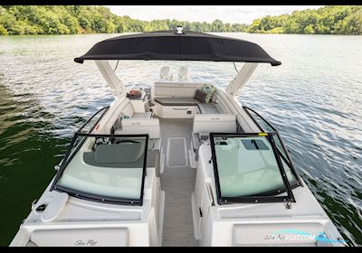 Sea Ray SDX 290 OB Motorboot 2024, mit Mercury motor, Dänemark