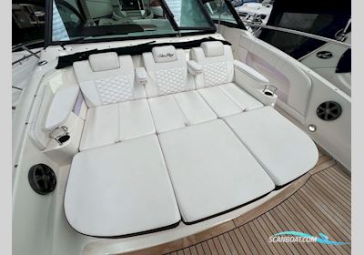 SeaRay 320 Sundancer Motorboot 2021, mit Mercuri
 motor, Dänemark