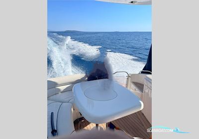 Sealine 34 S Motorboot 2000, mit VOLVO PENTA AD 41P-A motor, Kroatien