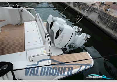 Sealine C335V Motorboot 2021, mit Suzuki BF motor, Italien