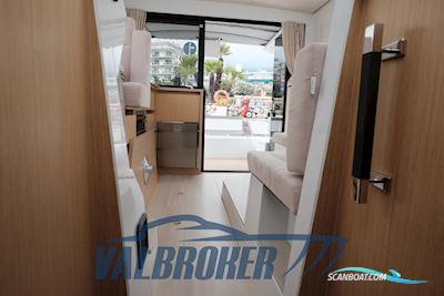 Sealine C335V Motorboot 2021, mit Suzuki BF motor, Italien