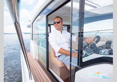 Sealine C390 Motorboot 2024, mit Volvo Penta motor, Niederlande