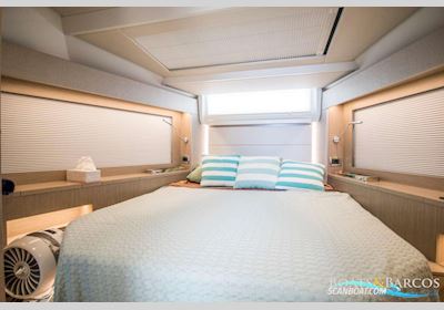 Sealine C390v Motorboot 2023, mit  Suzuki motor, Spanien