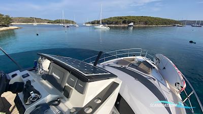 Sealine F 42 Motorboot 2011, mit Volvo D-6-435 motor, Kroatien