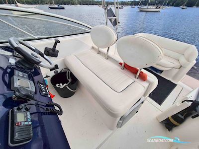 Sealine International S23 Sports Cruiser Motorboot 2002, mit Volvo Kad32 motor, England