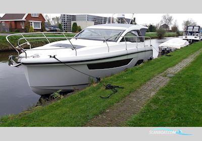 Sealine S330 Motorboot 2017, mit Volvo Penta motor, Frankreich