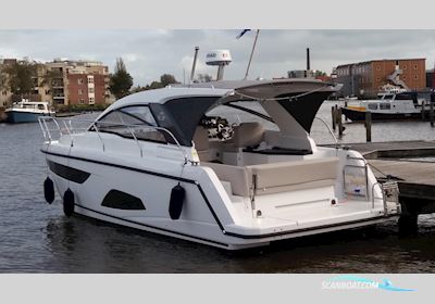 Sealine S330 Motorboot 2017, mit Volvo Penta motor, Frankreich