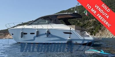 Sealine SC 35 Motorboot 2010, mit Volvo Penta D4 300 motor, Italien