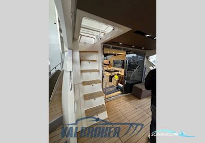 Sessa Marine SESSA 54 FLY Motorboot 2010, mit Volvo Penta IPS 900 D11 motor, Italien