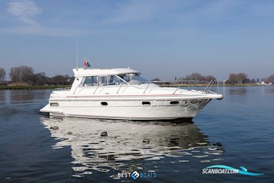 Skilsö 975 Arctic Motorboot 1994, mit Volvo Penta is Een Zweeds Merk Dat Wereldwijd Bekendstaat om Betrouwbare en Krachtige Scheepsmotoren en Aandrijfsystemen. Ze Leveren Zowel Diesel- al motor, Niederlande