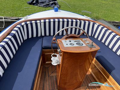 Sloep Van Seinen ( 200 Uur) Sloep Van Seinen ( 200 Uur) Marine 800 Motorboot 2004, mit Mitsubishi motor, Niederlande