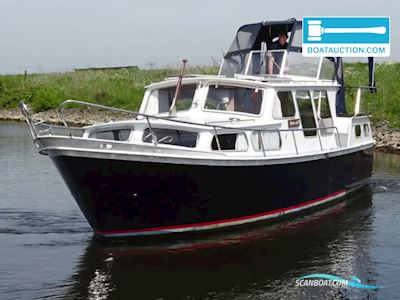 Smelne 980 GSAK Motorboot 1980, mit Peugeot Indenor DTP40 motor, Belgien