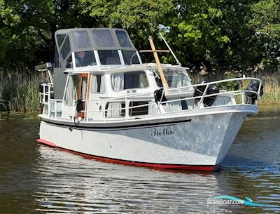 Stabila 1000 Motorboot 1980, mit Peugeot motor, Niederlande