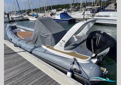 Stingher 800 GT Motorboot 2006, mit Mercury ME-275XL VERADO motor, England