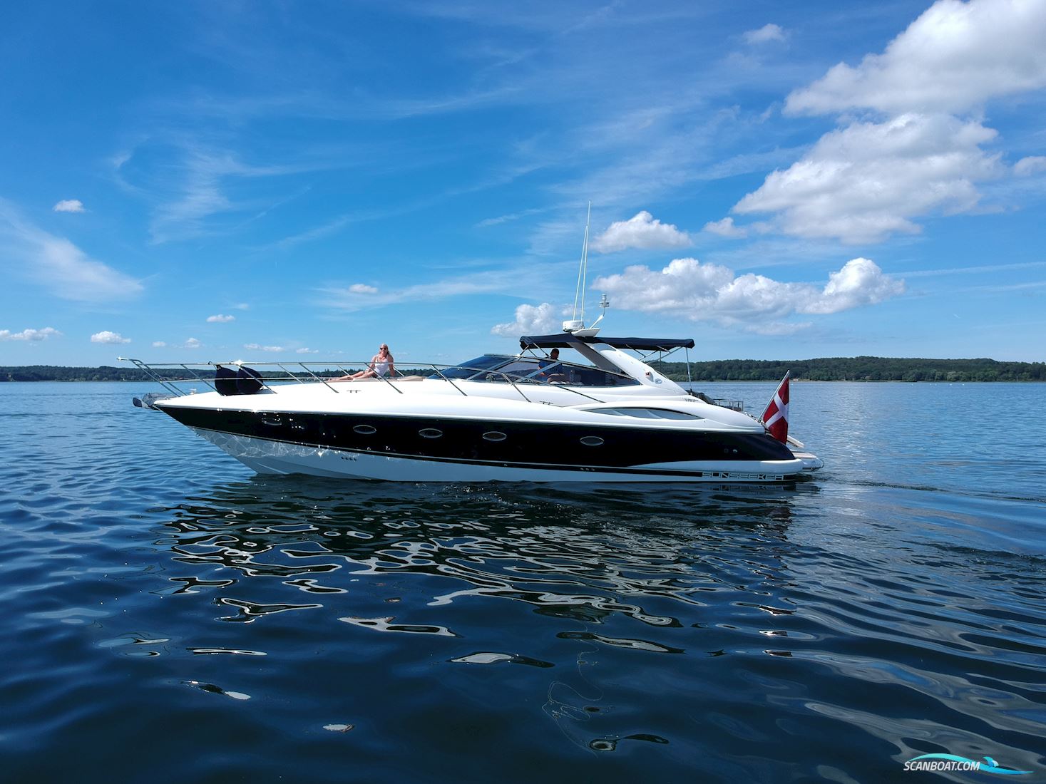 Sunseeker Camargue 44 Motorboot 2000, mit Volvo Penta TAMD 74 P-A motor, Dänemark