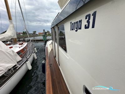 Targa 31 Motorboot 2007, mit 2 x Volvo Penta, D4-300
 motor, Dänemark