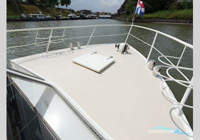 Target Royal 9.70 OK Cabrio Motorboot 1971, mit Peugeot Indenor motor, Niederlande