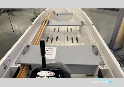 Terhi 400 Motorboot 2023, mit Mercury motor, Sweden