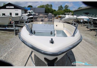 Terhi 4110 Motorboot 2000, Dänemark