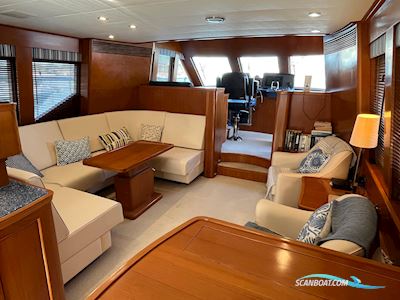 Trader 64 Sunliner Motorboot 2006, mit CATERPILLER motor, Spanien