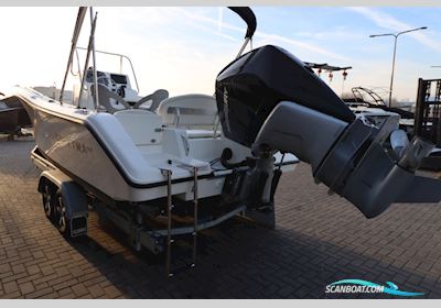 Trophy 2203 Center Console Motorboot 2011, mit Mercury motor, Niederlande