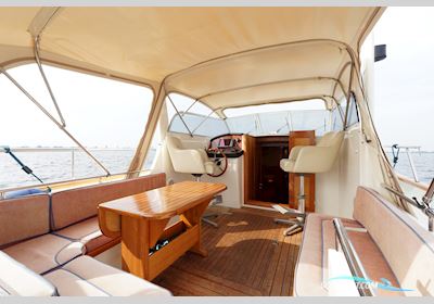 Tryvia 1100 OK Cabrio Spiegeldeur Motorboot 2007, mit Steyr motor, Niederlande