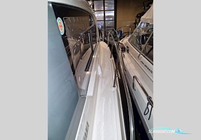 Uttern C77 Motorboot 2018, mit Mercury 250 Verado motor, Sweden